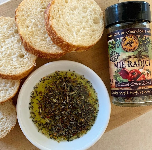 Gift Bundle - Cold Pressed Olive Oil, Aged Balsamic Vinegar, Sicilian Seasoning Blend